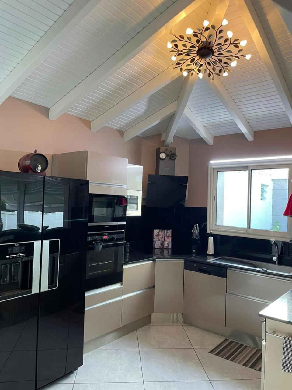 Villa Almeida A 500M De La Plage Courcelles Eksteriør billede